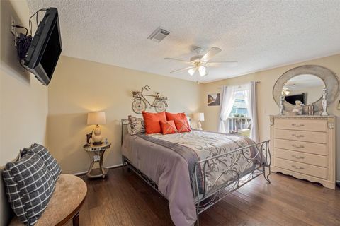 Tiny photo for 3908 Bridge Harbor Drive, Galveston, TX 77554 (MLS # 91833037)