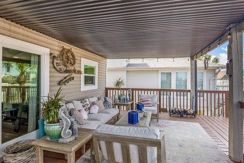 Tiny photo for 3908 Bridge Harbor Drive, Galveston, TX 77554 (MLS # 91833037)