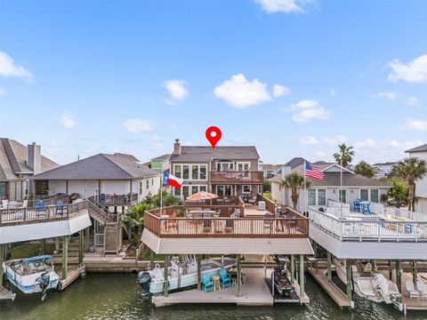 Photo of 3908 Bridge Harbor Drive, Galveston, TX 77554 (MLS # 91833037)