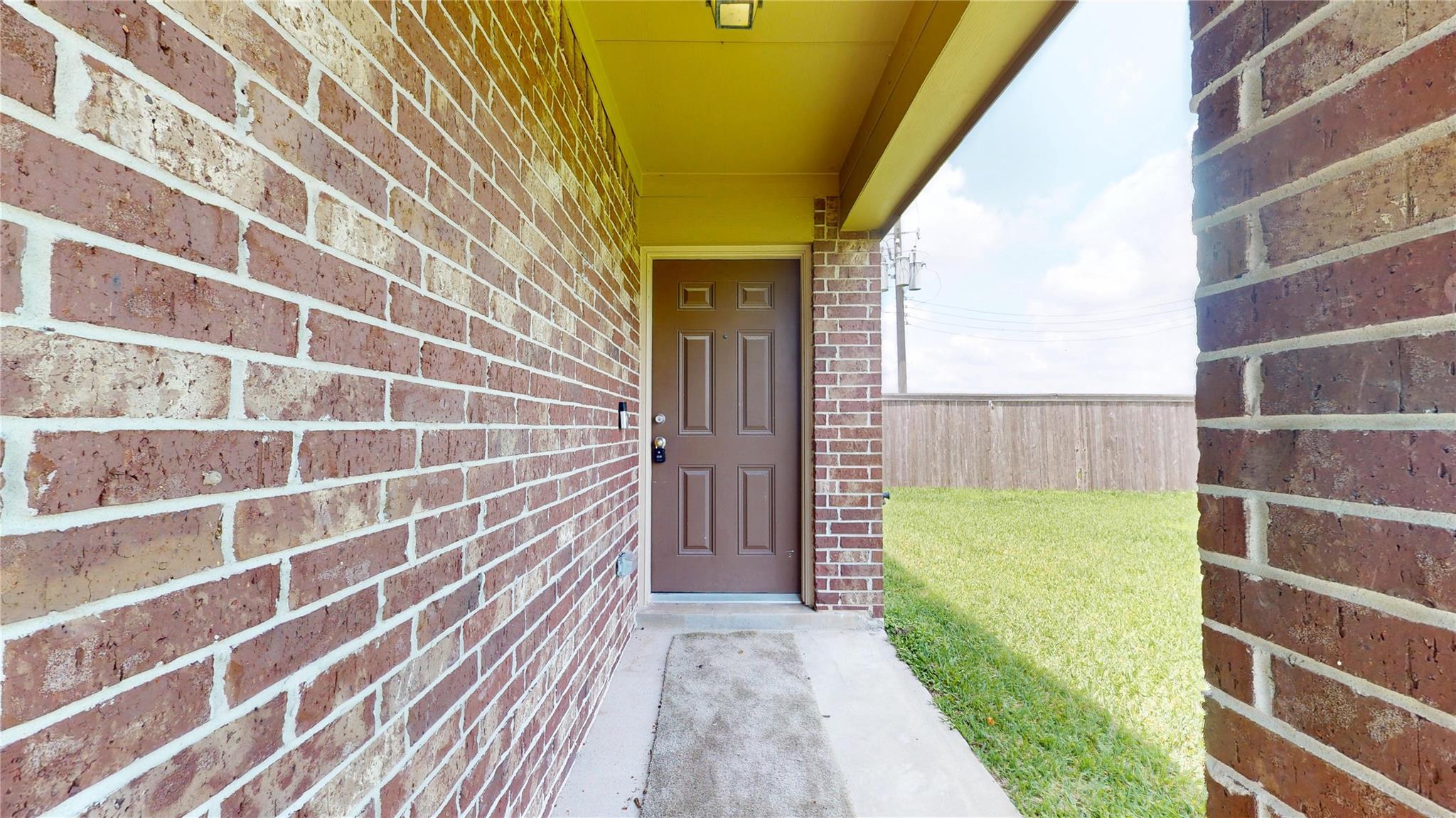 2102 Red Cedar Trail