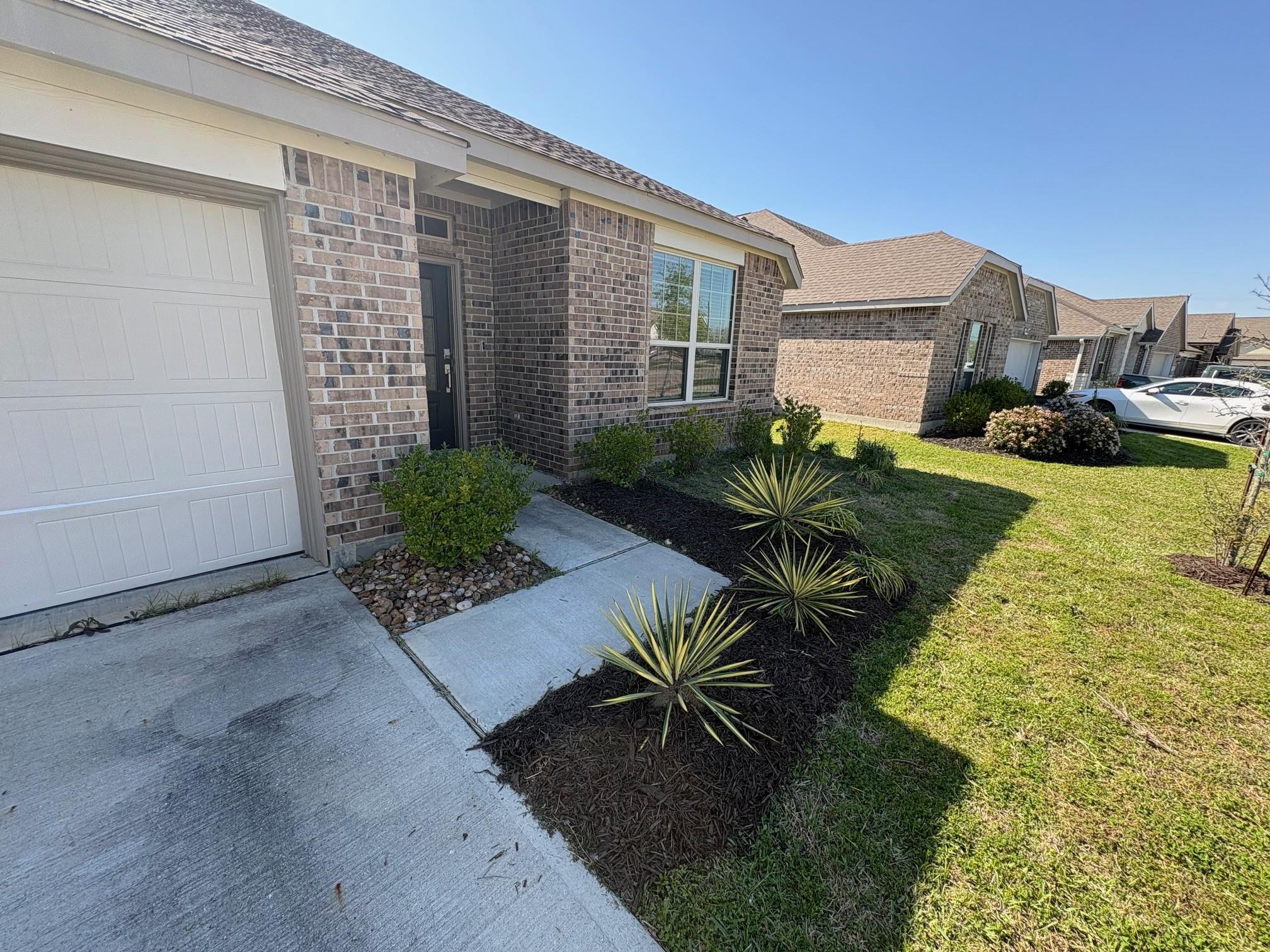 9915 Highland Harvest Drive