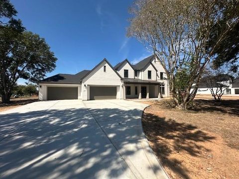 Photo of 8525 Bois D'arc Lane, Fulshear, TX 77441 (MLS # 14970819)
