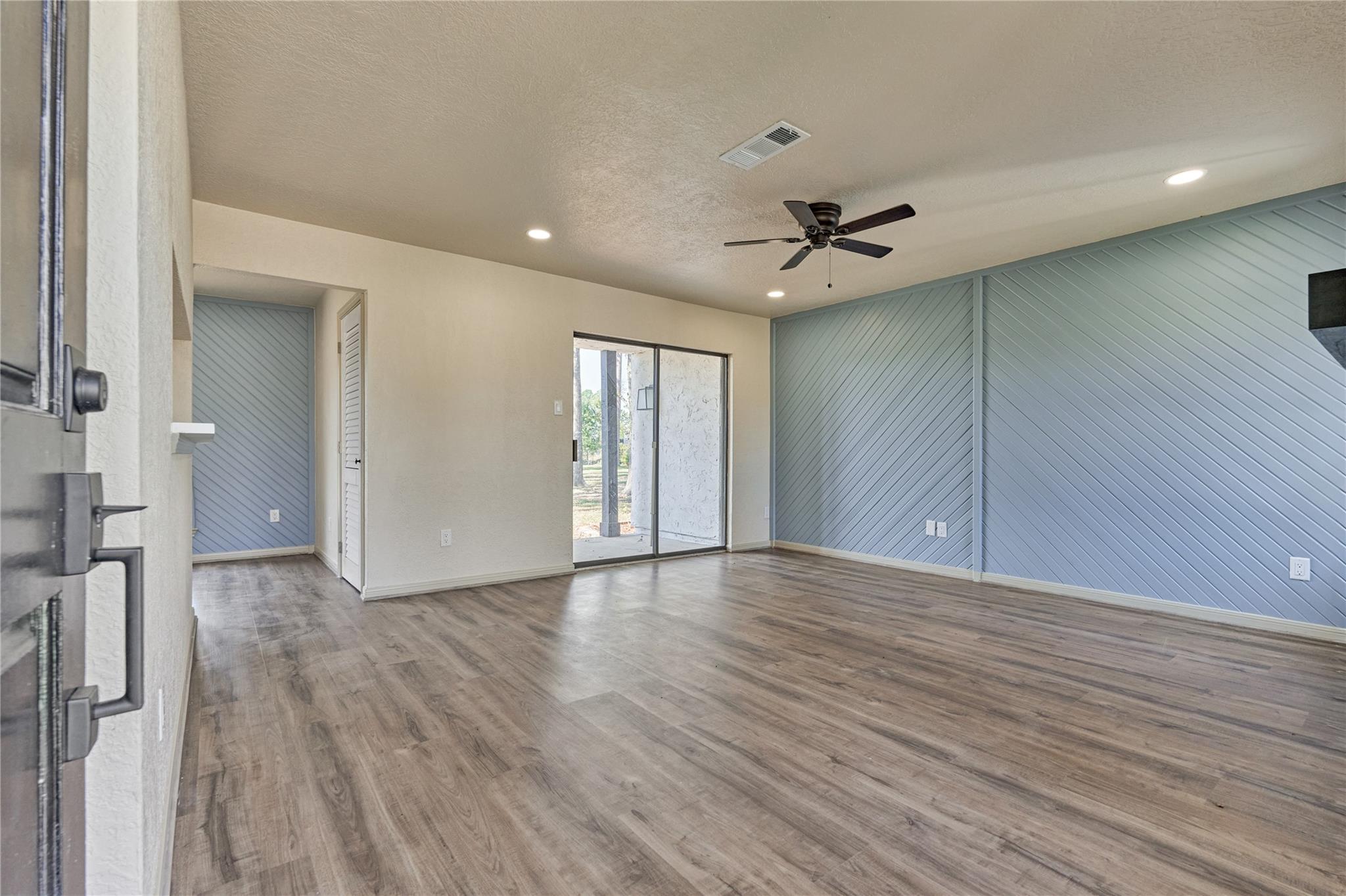100 La Costa Drive