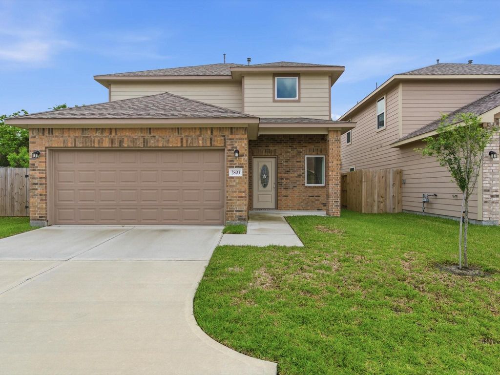 Photo of 2803 Topiary Lane, Houston, TX 77014 (MLS # 75872678)