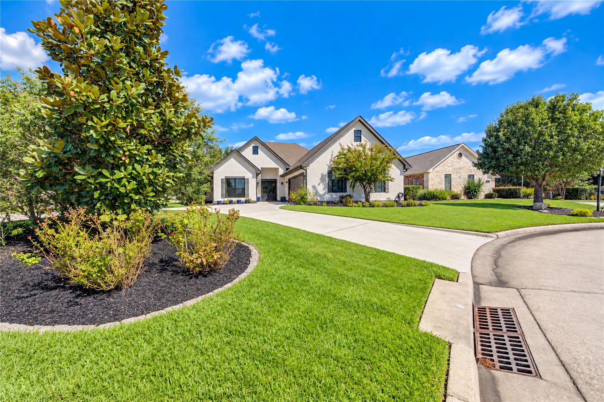 101 Hillsborough Drive W