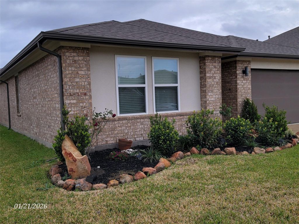 Photo of 8215 Hush Heights Drive, Rosharon, TX 77583 (MLS # 41561946)