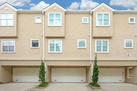 Photo of 12707 Boheme Drive #1506, Houston, TX 77024 (MLS # 83990430)