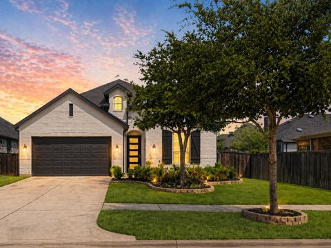 Photo of 30610 Southern Dewberry Court, Fulshear, TX 77441 (MLS # 24243140)