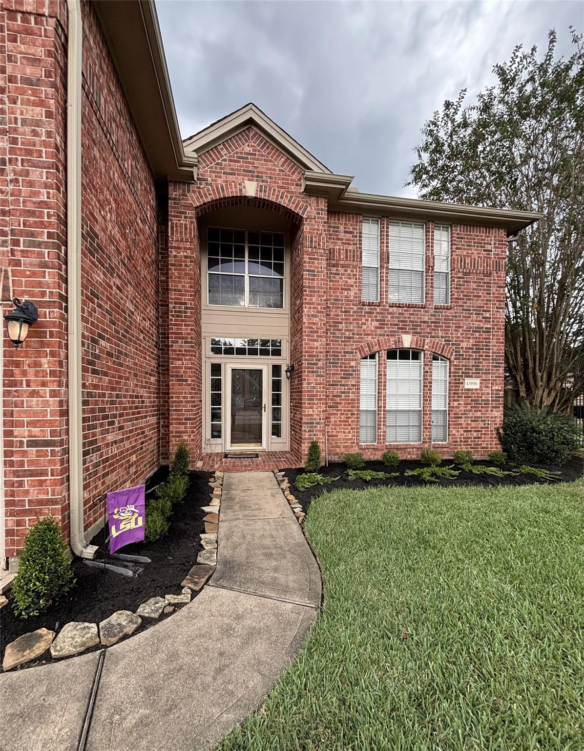 15806 Laurel Cove