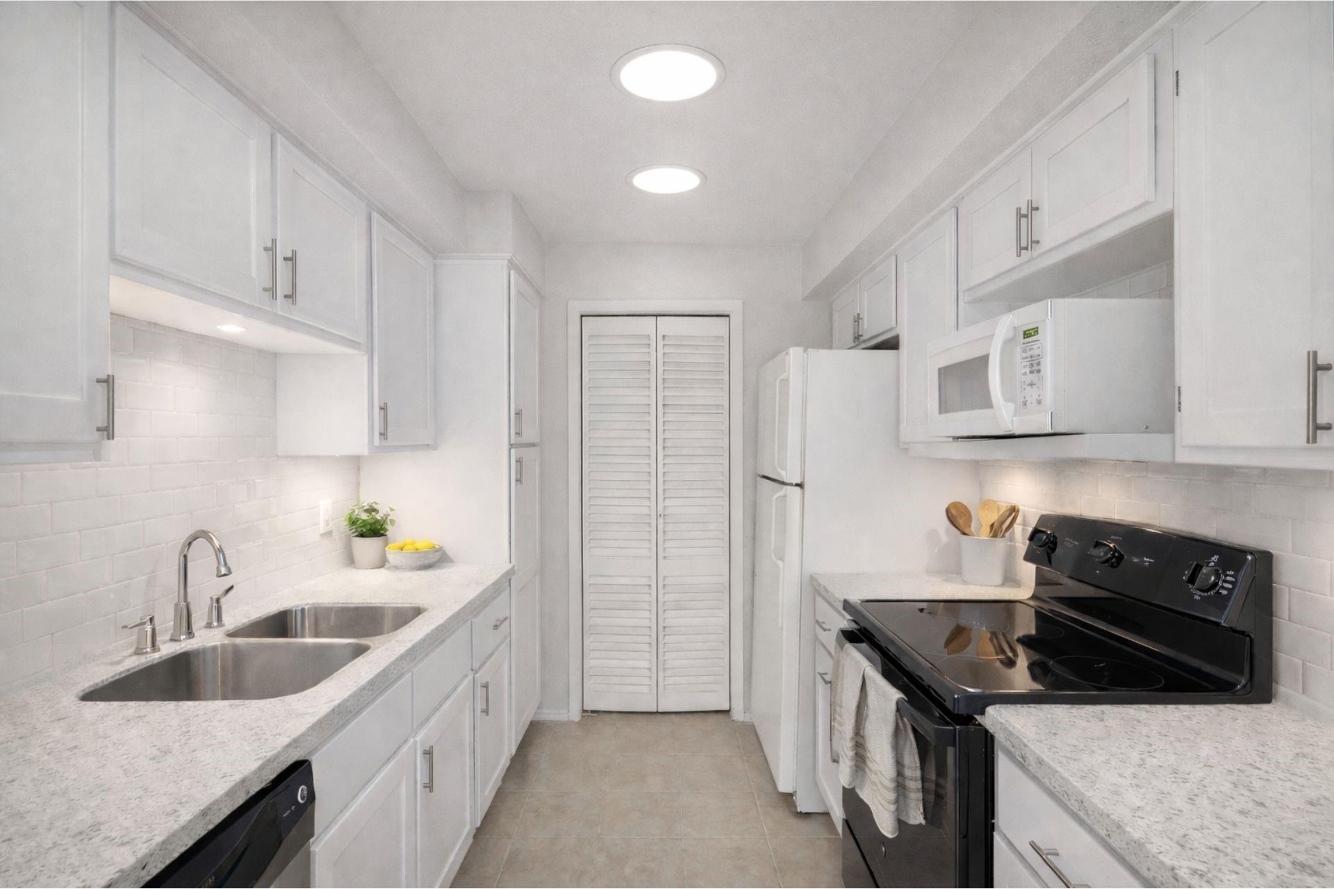 6602 Harbor Town Drive 1207