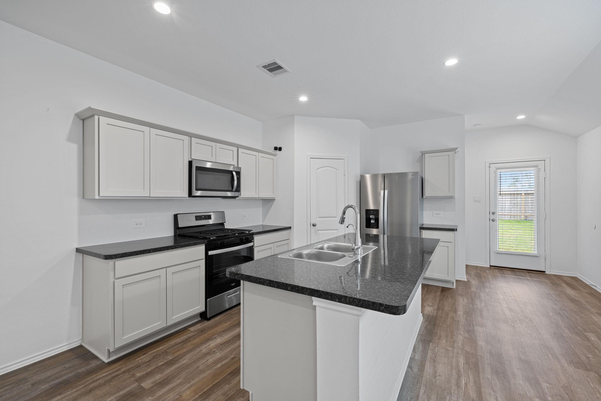 5710 Vintage Oakmont Drive