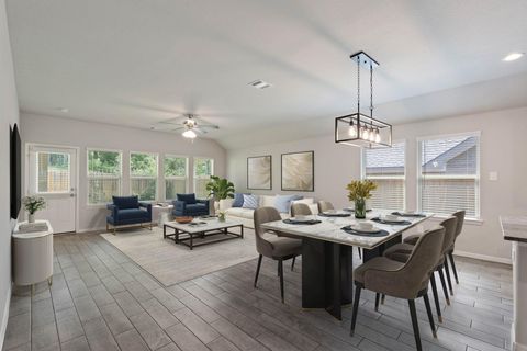 Photo of 914 Golden Willow Lane, Conroe, TX 77304 (MLS # 4752030)