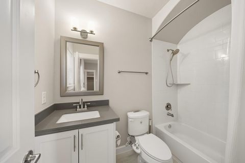 Tiny photo for 882 Wakefield Drive #C, Houston, TX 77018 (MLS # 23802576)