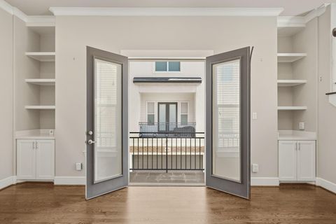 Tiny photo for 882 Wakefield Drive #C, Houston, TX 77018 (MLS # 23802576)