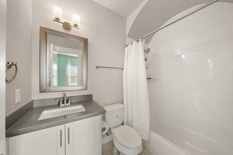 Tiny photo for 882 Wakefield Drive #C, Houston, TX 77018 (MLS # 23802576)