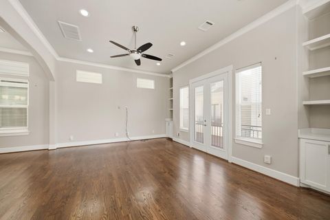 Tiny photo for 882 Wakefield Drive #C, Houston, TX 77018 (MLS # 23802576)