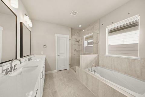 Tiny photo for 882 Wakefield Drive #C, Houston, TX 77018 (MLS # 23802576)