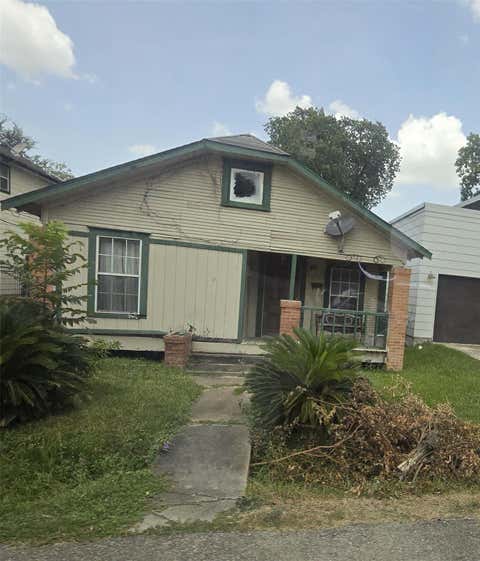 Photo of 821 E 38th Street, Houston, TX 77022 (MLS # 78698902)