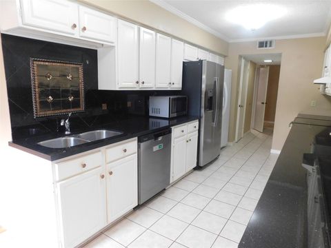 Tiny photo for 472 N Post Oak Lane, Houston, TX 77024 (MLS # 2183725)