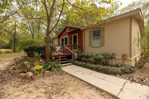Photo of 701 Ira Denson Road, Coldspring, TX 77331 (MLS # 98778987)