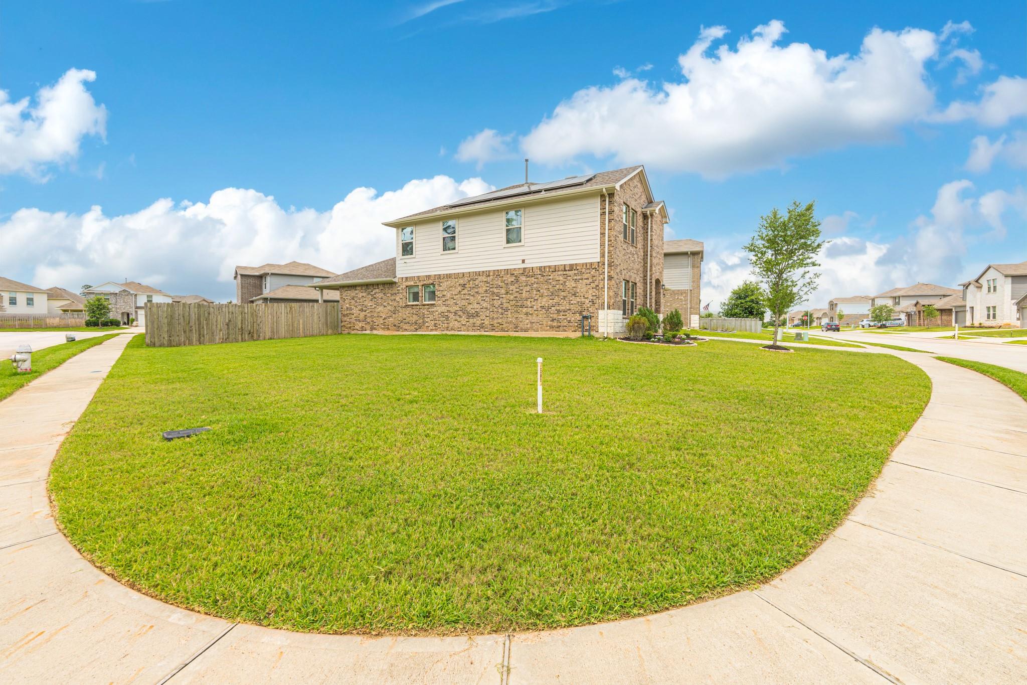 14077 Sharktooth Hill Lane