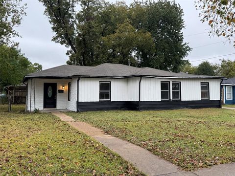 Photo of 710 Alvin Street, Pasadena, TX 77506 (MLS # 46200511)