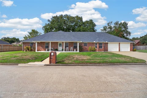 Photo of 1307 Mary Lee Lane, Crockett, TX 75835 (MLS # 54625898)