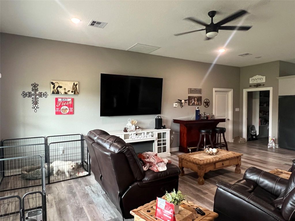 Photo of 2797 County Road 519, Brazoria, TX 77422 (MLS # 97017098)