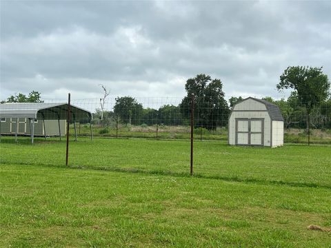 Tiny photo for 2797 County Road 519, Brazoria, TX 77422 (MLS # 97017098)