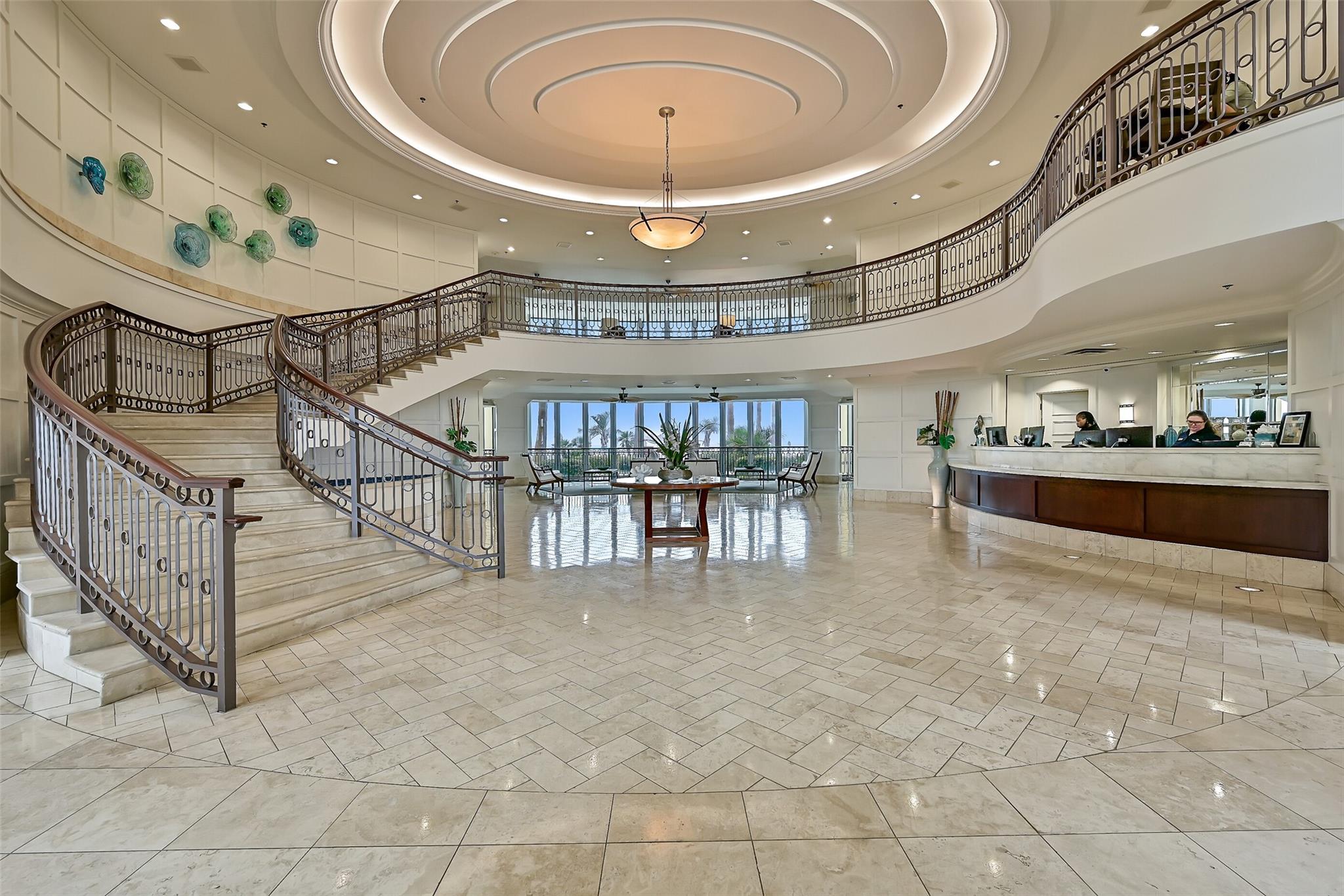 801 E Beach Drive BC2305