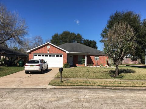 Photo of 10802 Heatherford Drive, Houston, TX 77041 (MLS # 48358534)