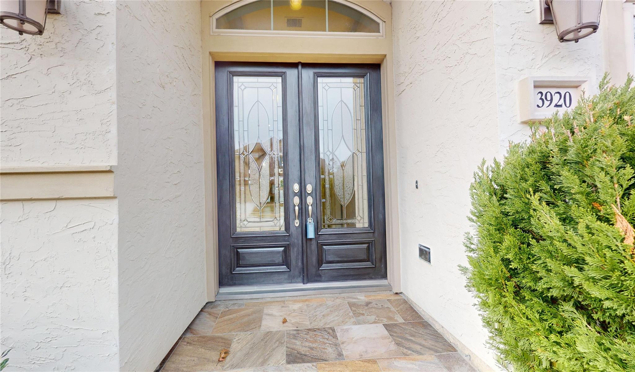 3920 Pinecrest Peak Drive N