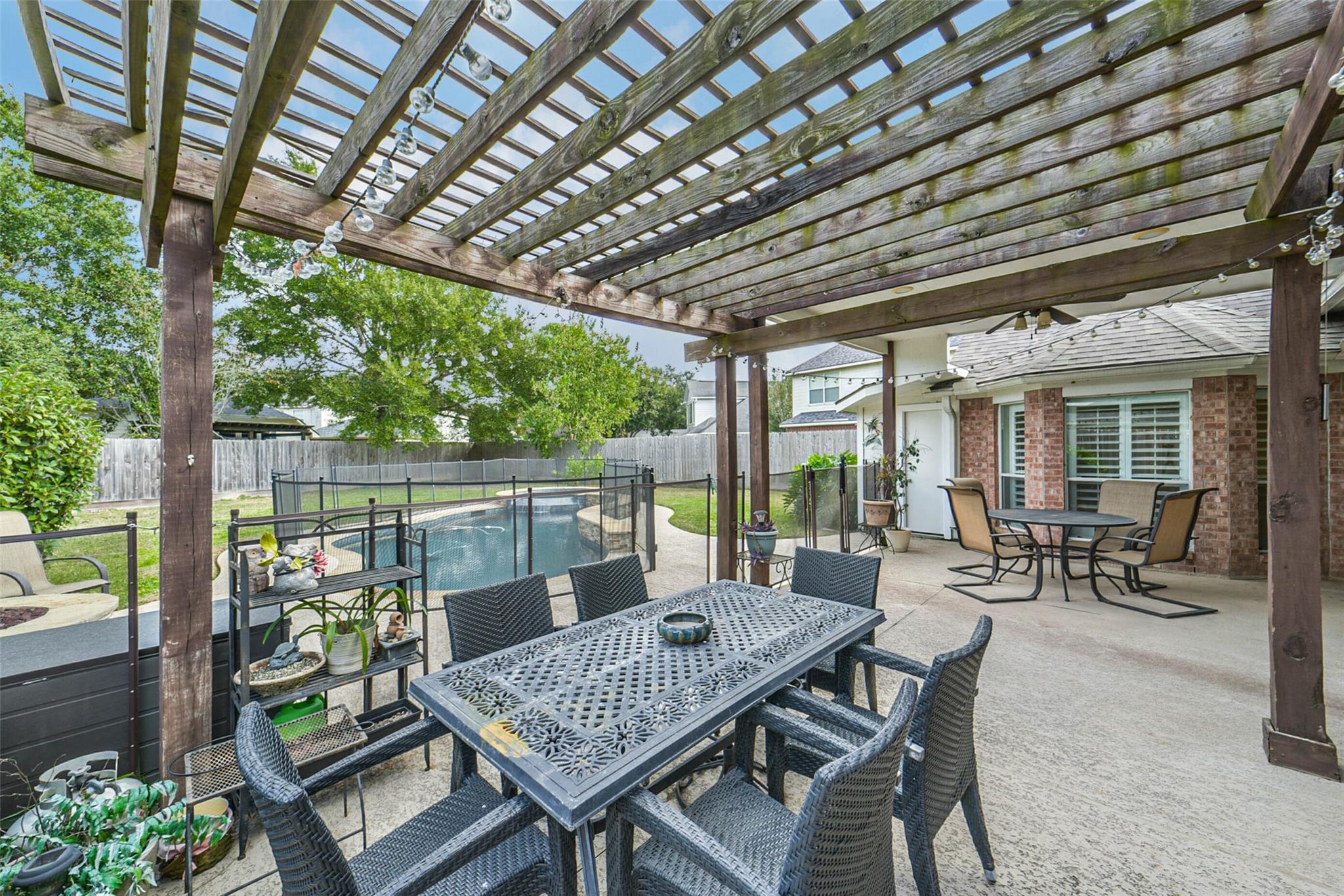 1235 Ventura Canyon Drive