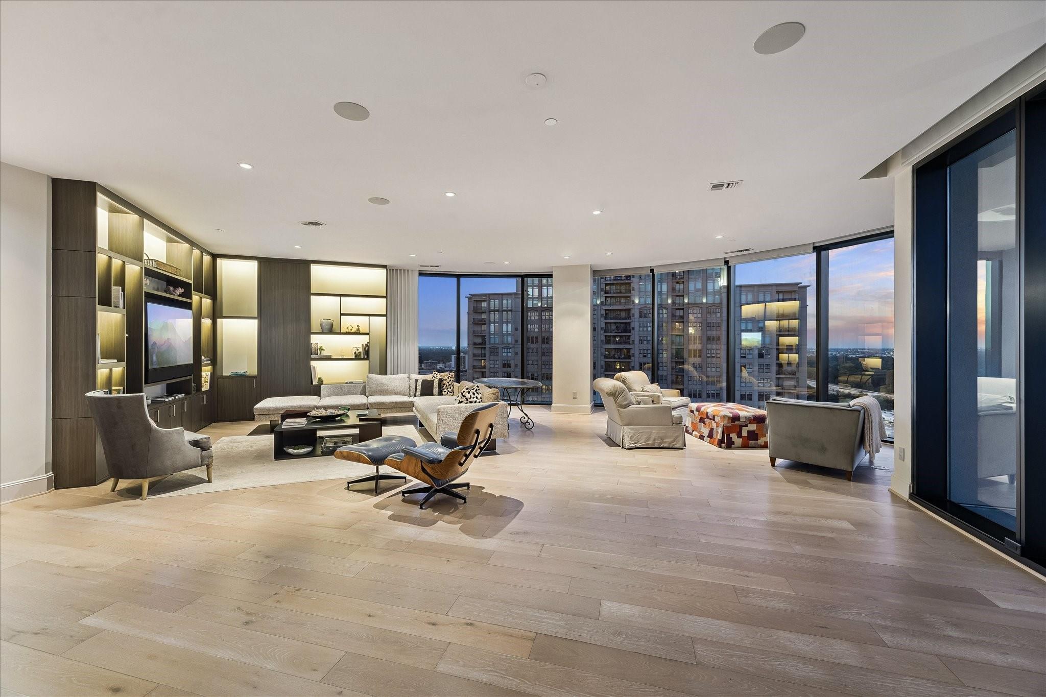 1409 Post Oak Boulevard 2202