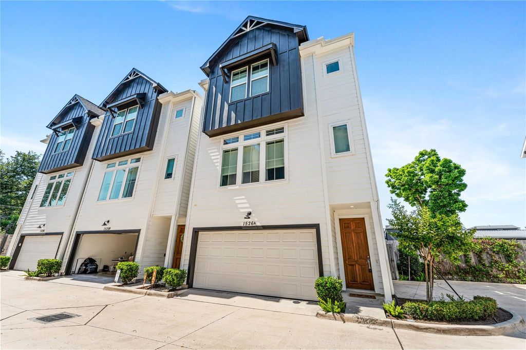 Photo of 1526 Ojeman Road #A, Houston, TX 77055 (MLS # 93867985)