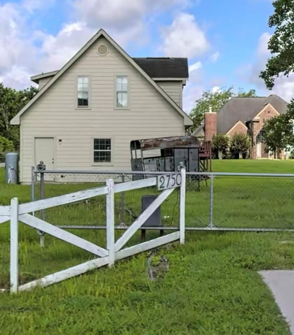 Photo of 2750 County Road 48, Rosharon, TX 77583 (MLS # 8572647)