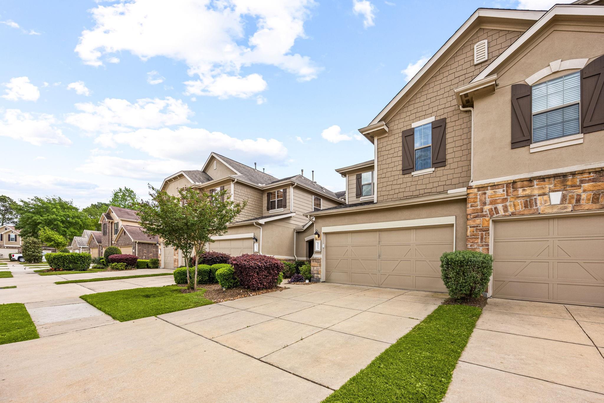 12119 Medina Lake Drive