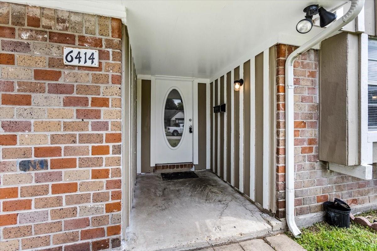 6414 Heatherbloom Drive