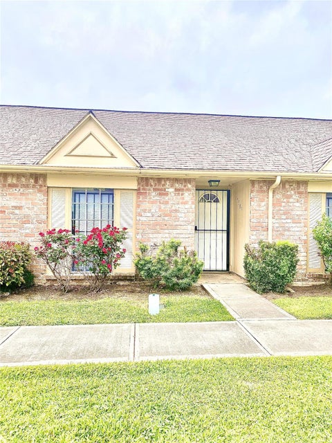 Photo of 7381 Cook Road, Houston, TX 77072 (MLS # 60040042)