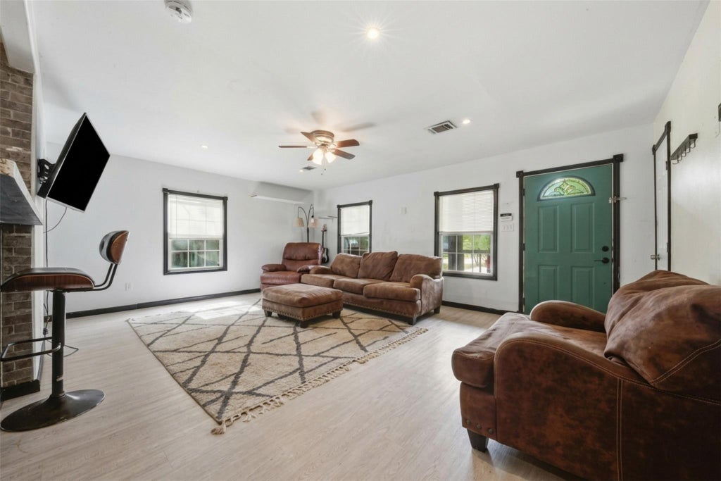 Photo of 25921 Essex, New Caney, TX 77357 (MLS # 78038695)