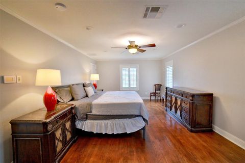 Tiny photo for 2625 Peckham Street Street, Houston, TX 77098 (MLS # 33454478)