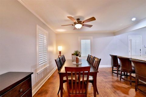 Tiny photo for 2625 Peckham Street Street, Houston, TX 77098 (MLS # 33454478)