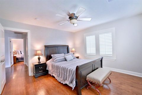 Tiny photo for 2625 Peckham Street Street, Houston, TX 77098 (MLS # 33454478)