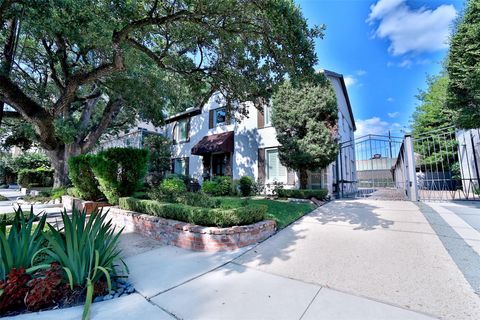 Tiny photo for 2625 Peckham Street Street, Houston, TX 77098 (MLS # 33454478)