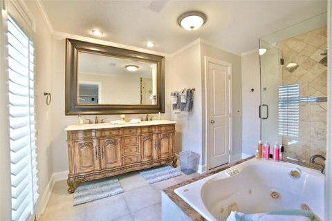 Tiny photo for 2625 Peckham Street Street, Houston, TX 77098 (MLS # 33454478)