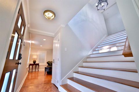 Tiny photo for 2625 Peckham Street Street, Houston, TX 77098 (MLS # 33454478)