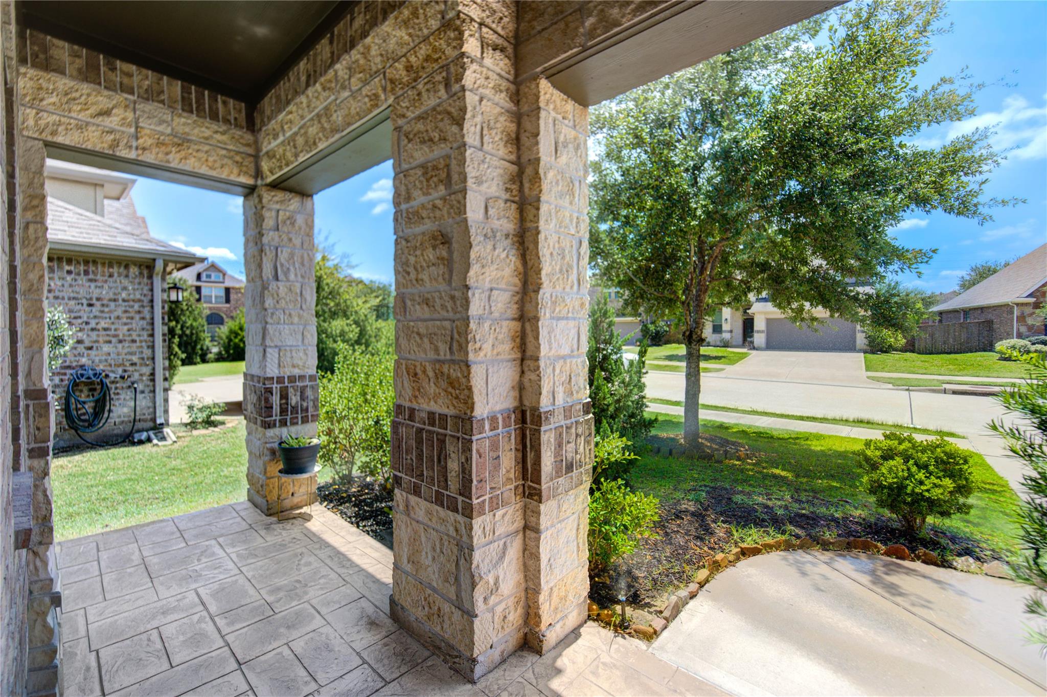 23610 Villa Lisa Drive