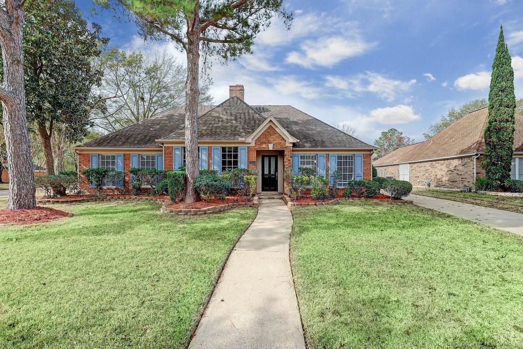 Photo of 7403 Manor Bridge Court, Houston, TX 77095 (MLS # 96992296)
