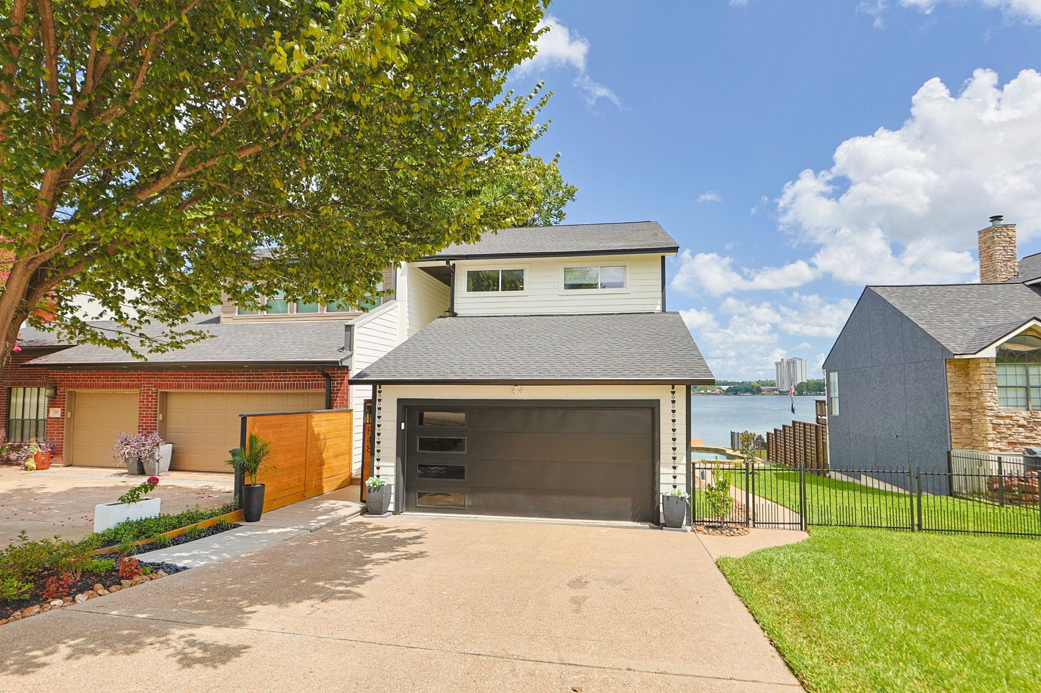 848 Lake View Drive