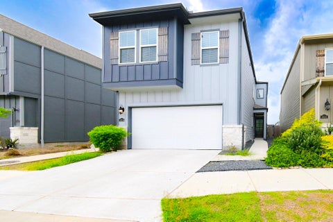 Photo of 3818 Glossy Lake Drive, Houston, TX 77082 (MLS # 71675815)